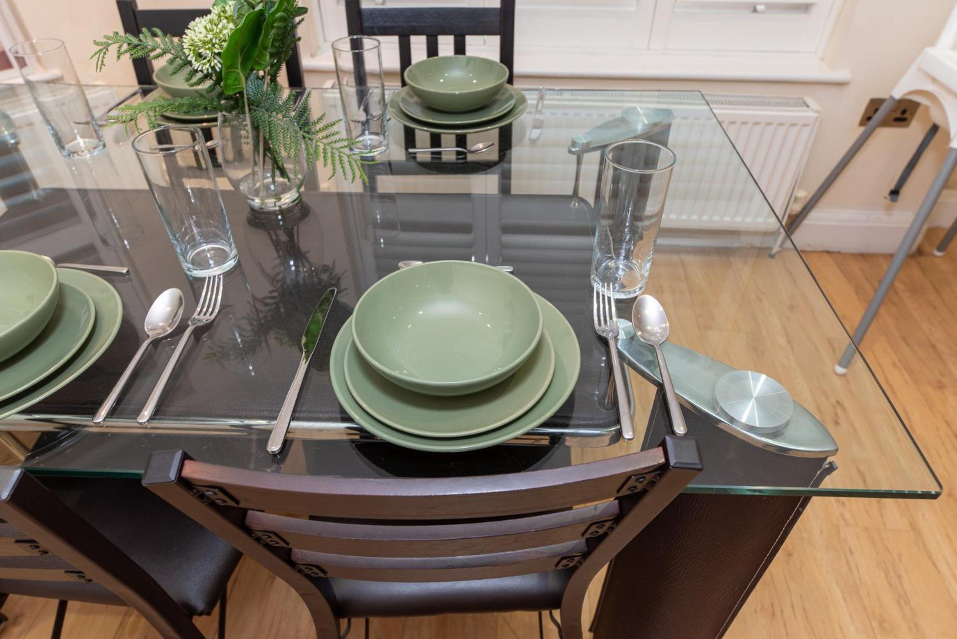 3 Bedroom Apartment With Private Terrace In Pimlico, Westminster, Victoria London Exteriör bild