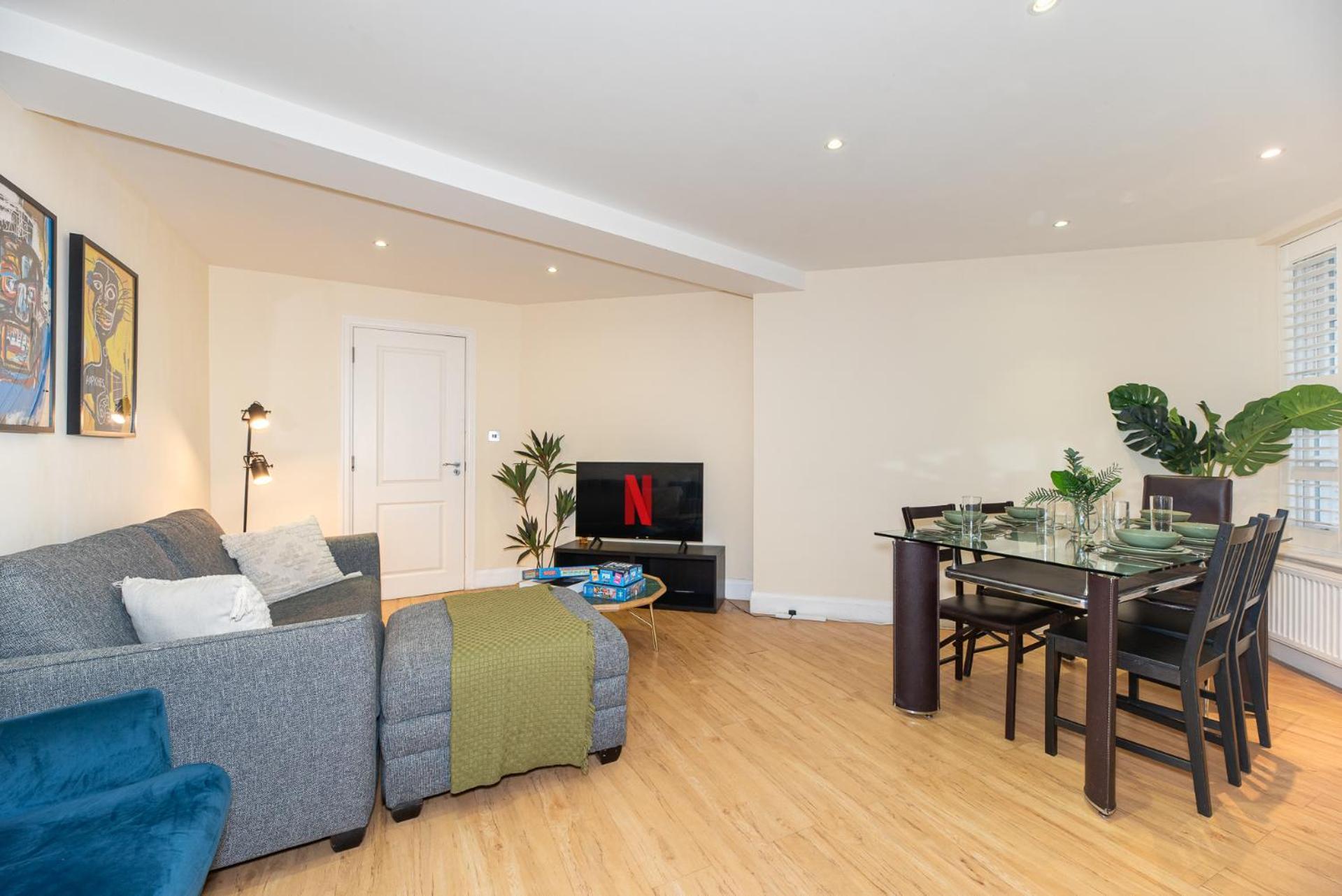 3 Bedroom Apartment With Private Terrace In Pimlico, Westminster, Victoria London Exteriör bild