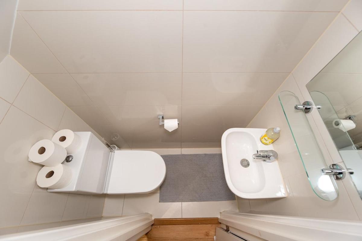 3 Bedroom Apartment With Private Terrace In Pimlico, Westminster, Victoria London Exteriör bild