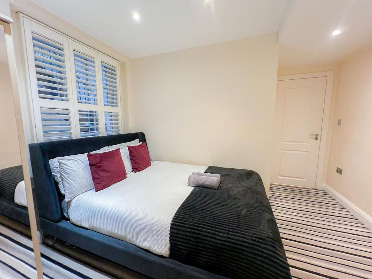 3 Bedroom Apartment With Private Terrace In Pimlico, Westminster, Victoria London Exteriör bild