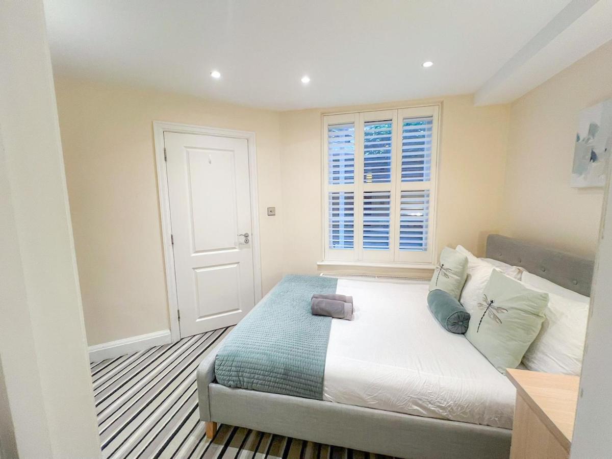 3 Bedroom Apartment With Private Terrace In Pimlico, Westminster, Victoria London Exteriör bild